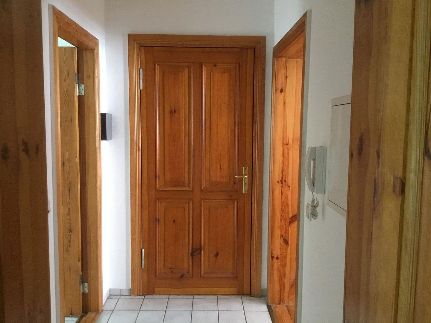 Pronájem bytu 1+1 45 m², Schönerlinder Str.13, Köpenick, Berlín Pronájem bytu 1+1 45 m², Schönerlinder Str.13, Köpenick, Berlín