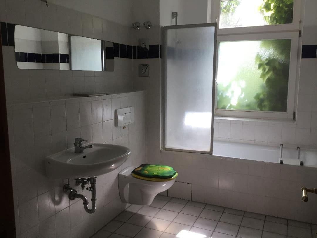 Pronájem bytu 1+1 45 m², Schönerlinder Str.13, Köpenick, Berlín Pronájem bytu 1+1 45 m², Schönerlinder Str.13, Köpenick, Berlín