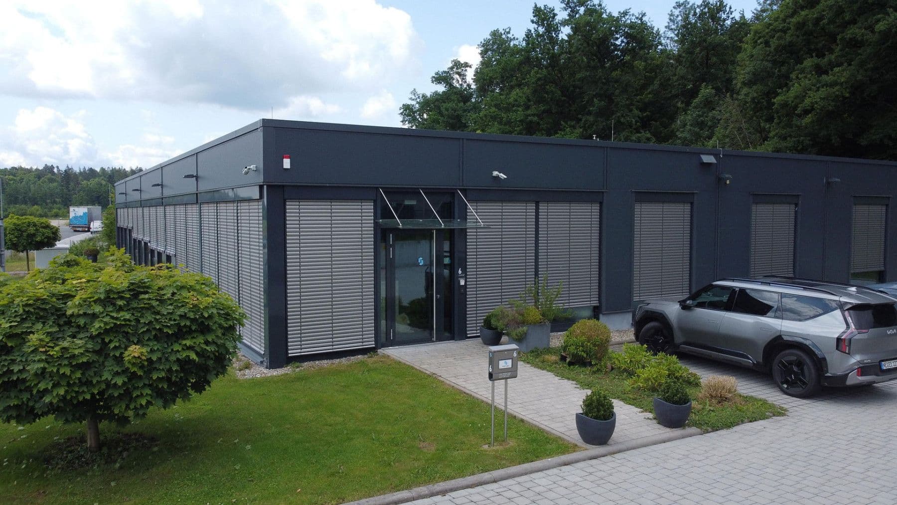 Prodej kanceláře 485 m², Bartäcker 6, Simmelsdorf, Bavorsko Prodej kanceláře 485 m², Bartäcker 6, Simmelsdorf, Bavorsko