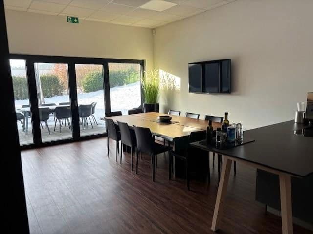 Prodej kanceláře 485 m², Bartäcker 6, Simmelsdorf, Bavorsko Prodej kanceláře 485 m², Bartäcker 6, Simmelsdorf, Bavorsko