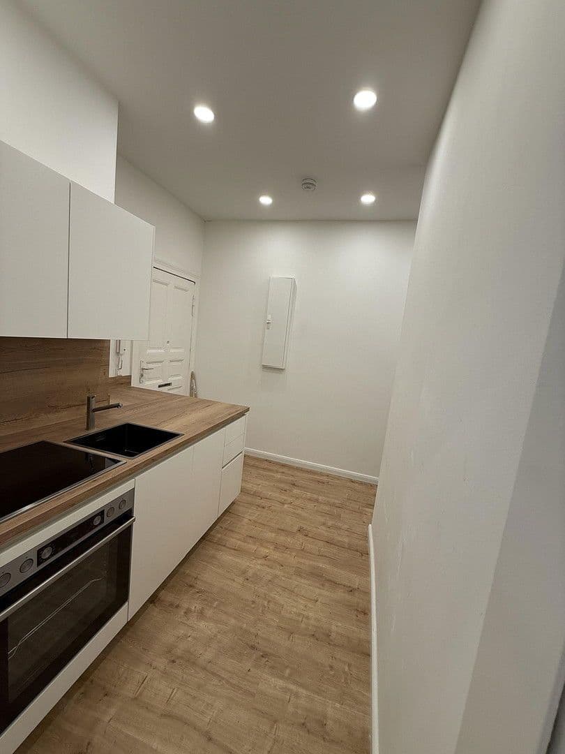 Pronájem bytu 2+1 61 m², Rathenower Straße, Berlin, Berlín Pronájem bytu 2+1 61 m², Rathenower Straße, Berlin, Berlín