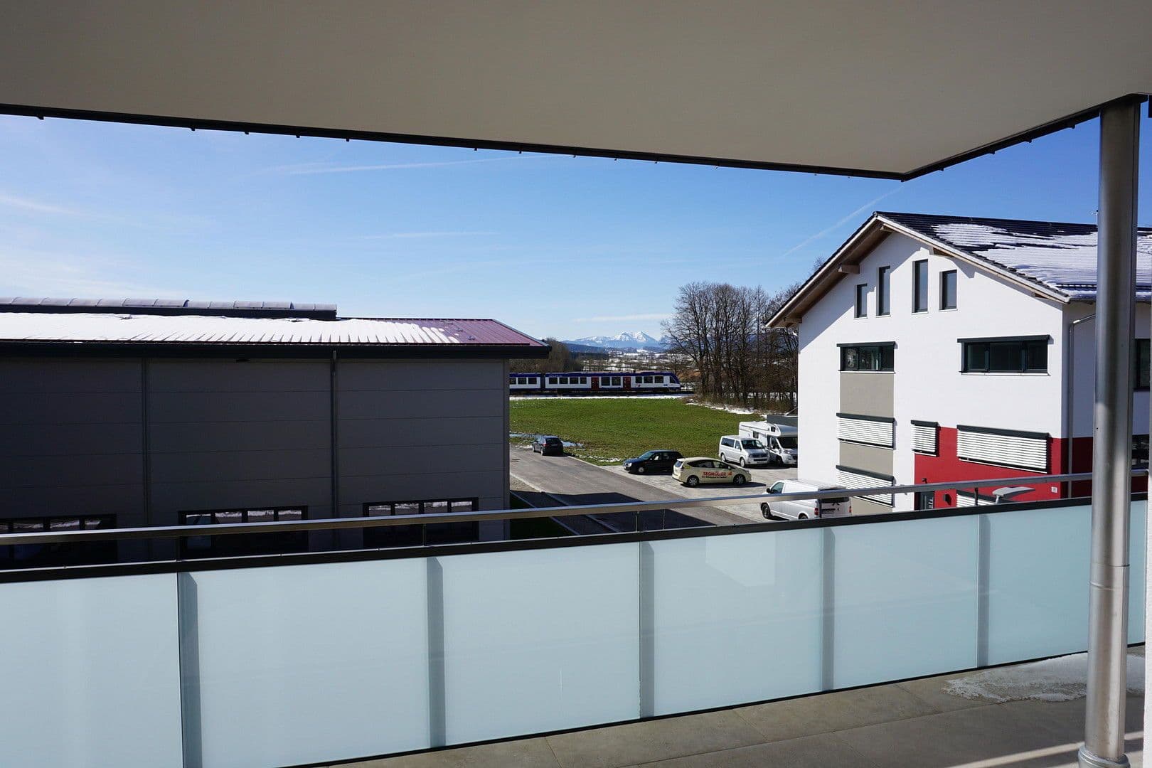 Pronájem nebytového prostoru 530 m², Martinshof 3, Valley/Holukirchen, Bavorsko Pronájem nebytového prostoru 530 m², Martinshof 3, Valley/Holukirchen, Bavorsko