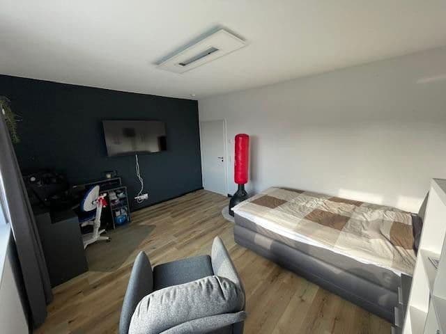 Prodej domu 118 m², pozemek 442 m², Gau-Bischofsheim, Porýní-Falc Prodej domu 118 m², pozemek 442 m², Gau-Bischofsheim, Porýní-Falc