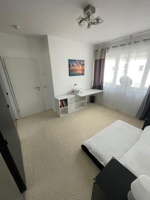 Prodej domu 118 m², pozemek 442 m², Gau-Bischofsheim, Porýní-Falc Prodej domu 118 m², pozemek 442 m², Gau-Bischofsheim, Porýní-Falc