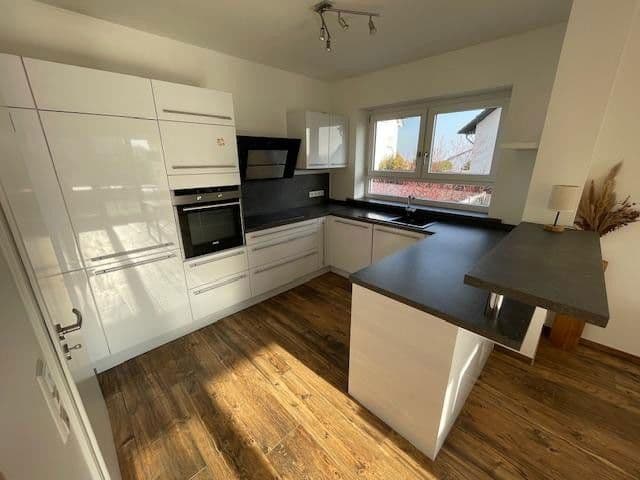 Prodej domu 118 m², pozemek 442 m², Gau-Bischofsheim, Porýní-Falc Prodej domu 118 m², pozemek 442 m², Gau-Bischofsheim, Porýní-Falc