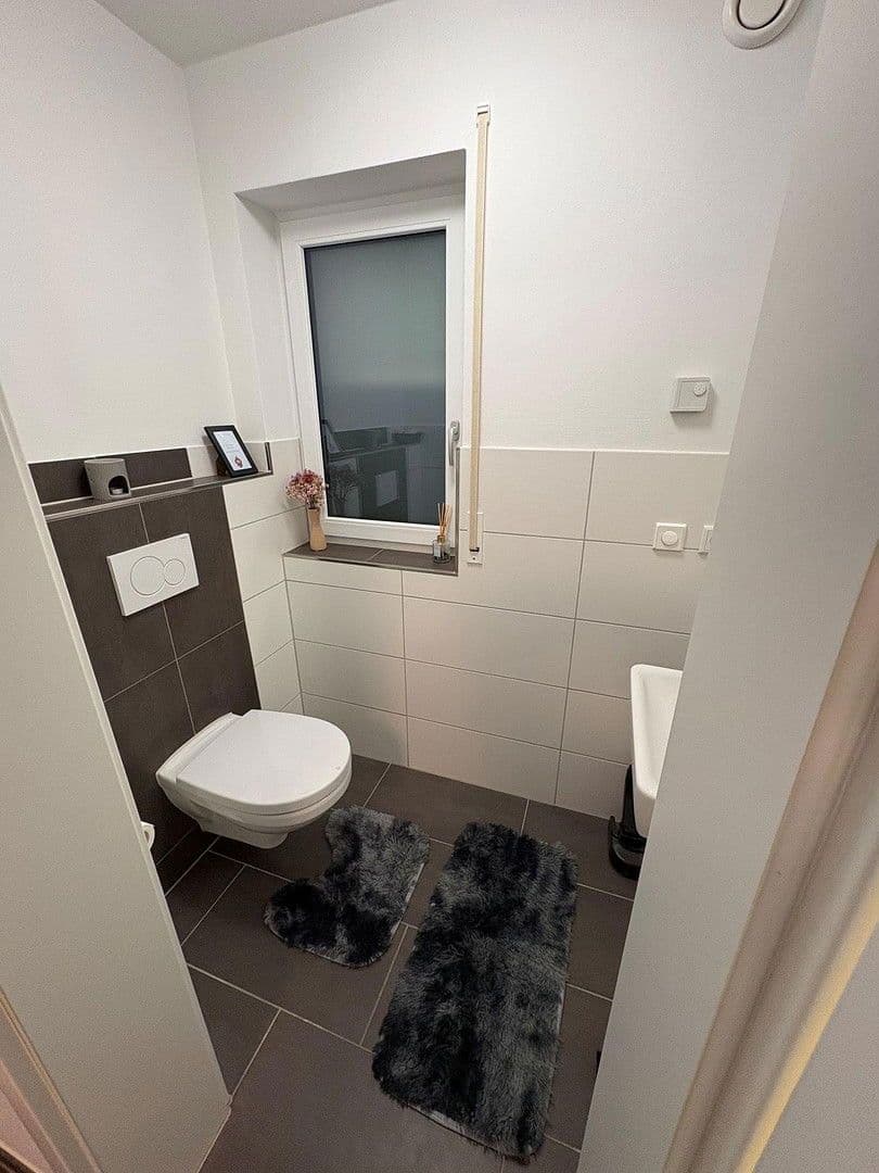 Pronájem bytu 3+kk 84 m², Rietheim-Weilheim, Bádensko-Württembersko Pronájem bytu 3+kk 84 m², Rietheim-Weilheim, Bádensko-Württembersko