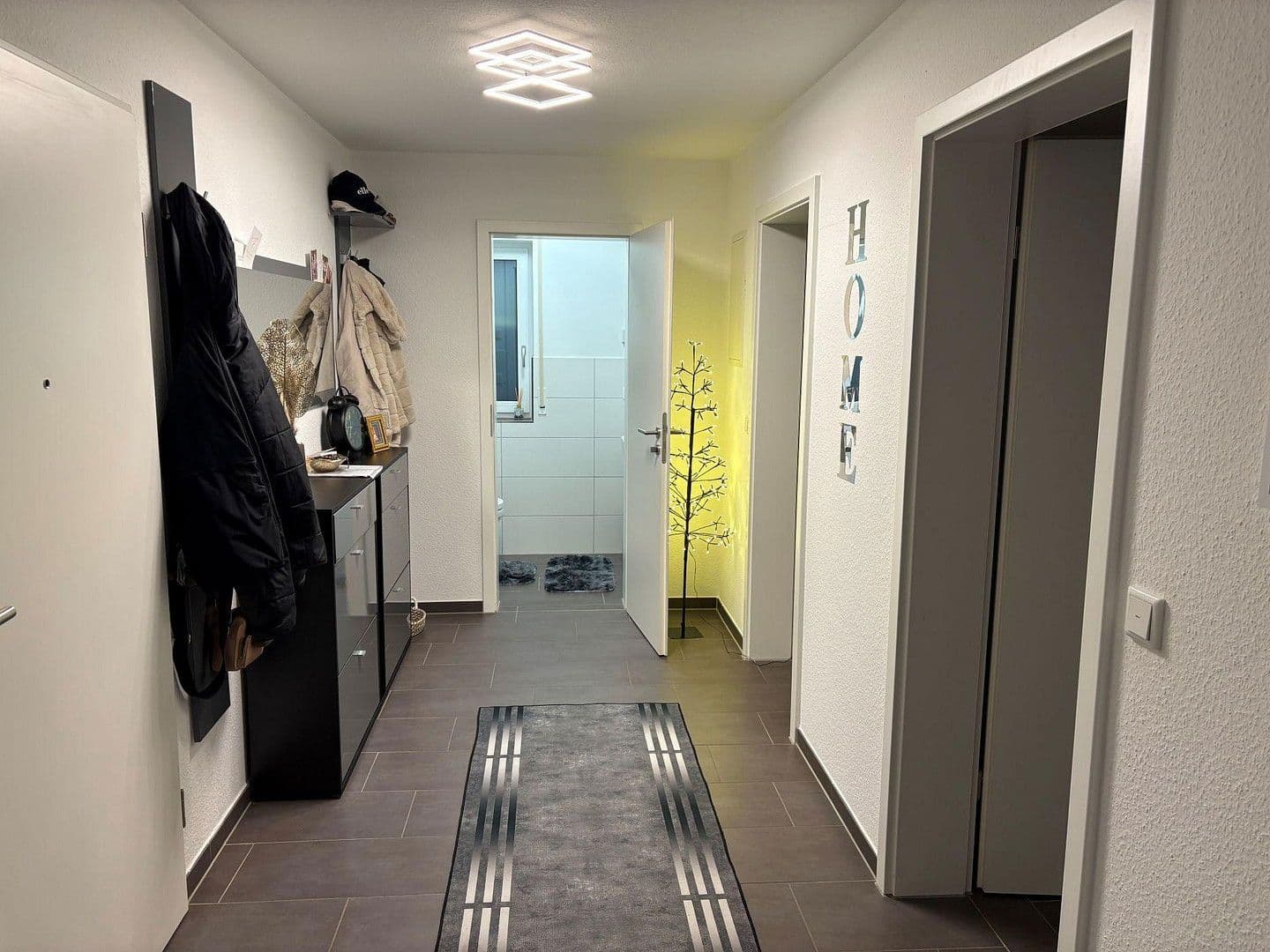 Pronájem bytu 3+kk 84 m², Rietheim-Weilheim, Bádensko-Württembersko Pronájem bytu 3+kk 84 m², Rietheim-Weilheim, Bádensko-Württembersko