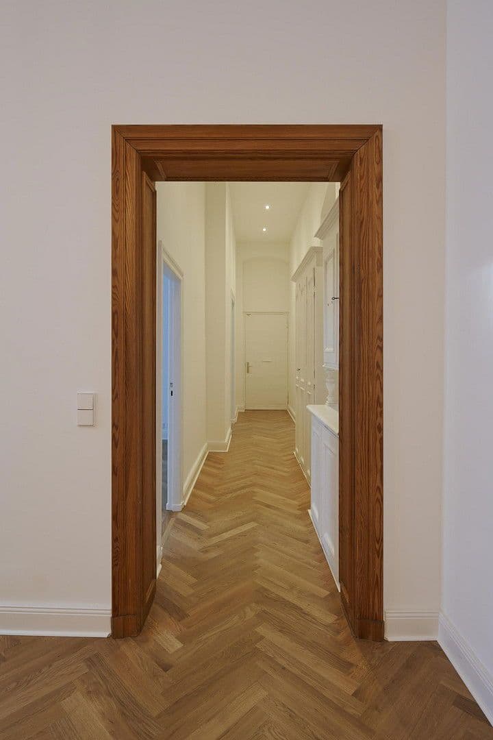 Pronájem kanceláře 198 m², Schlüterstraße 32, Berlin, Berlín Pronájem kanceláře 198 m², Schlüterstraße 32, Berlin, Berlín