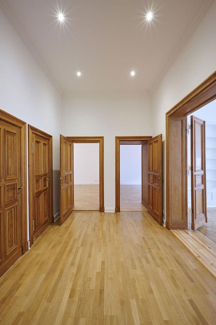 Pronájem kanceláře 198 m², Schlüterstraße 32, Berlin, Berlín Pronájem kanceláře 198 m², Schlüterstraße 32, Berlin, Berlín