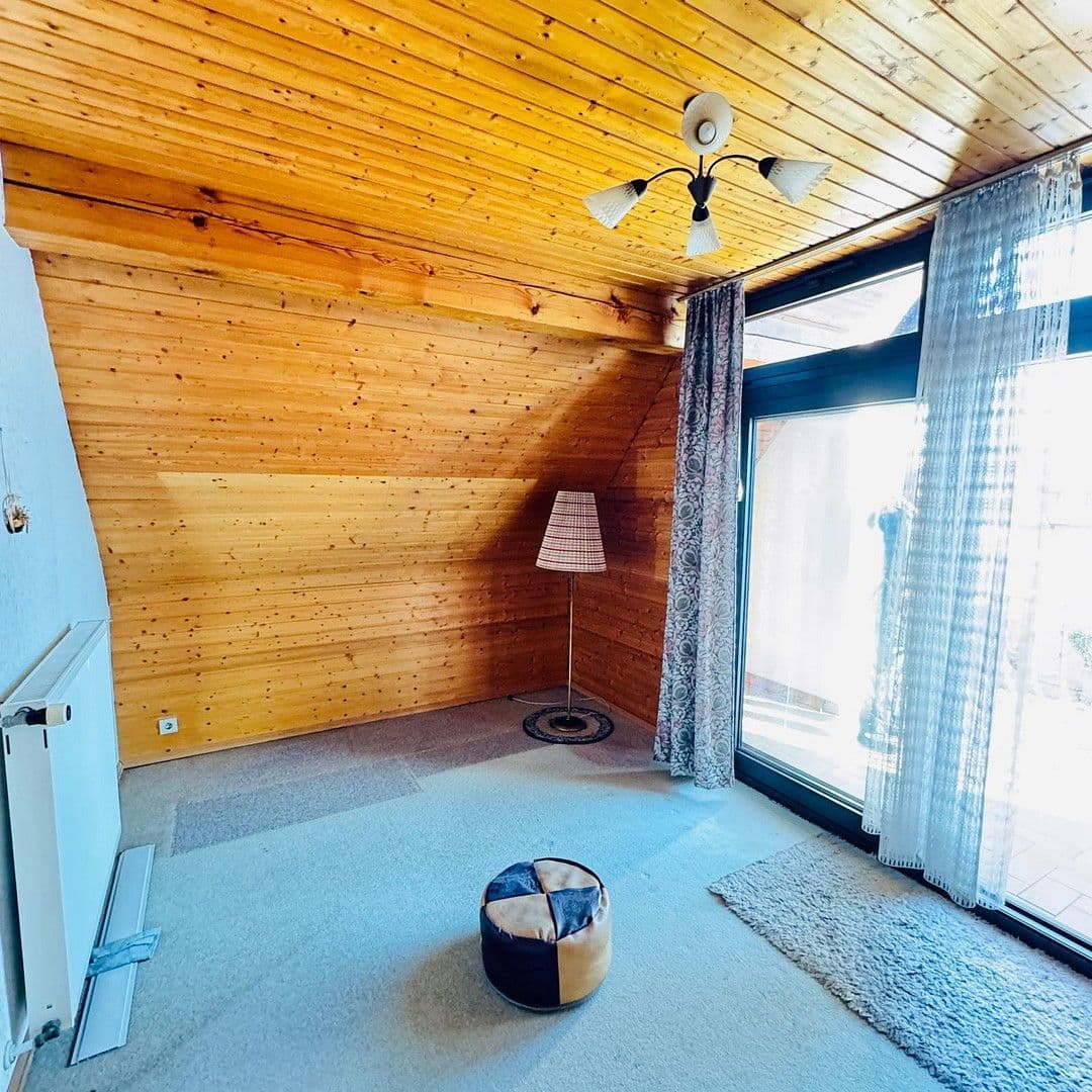 Prodej domu 118 m², pozemek 552 m², Erlangen-Eltersdorf, Bavorsko Prodej domu 118 m², pozemek 552 m², Erlangen-Eltersdorf, Bavorsko