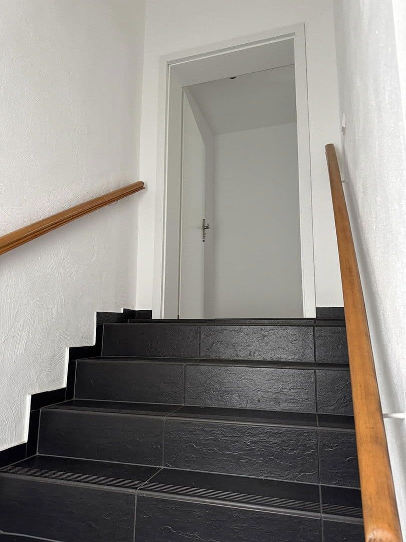 Pronájem bytu 2+1 65 m², Wendenstr. 26, Braunschweig, Dolní Sasko Pronájem bytu 2+1 65 m², Wendenstr. 26, Braunschweig, Dolní Sasko