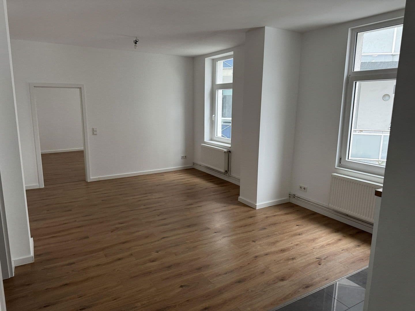 Pronájem bytu 2+1 65 m², Wendenstr. 26, Braunschweig, Dolní Sasko Pronájem bytu 2+1 65 m², Wendenstr. 26, Braunschweig, Dolní Sasko
