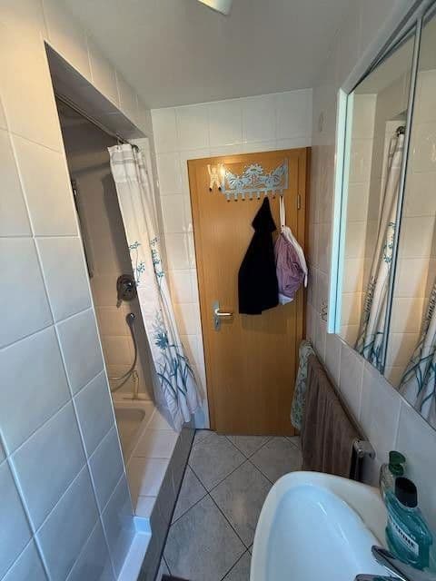 Pronájem bytu 1+1 16 m², Stuttgart, Bádensko-Württembersko Pronájem bytu 1+1 16 m², Stuttgart, Bádensko-Württembersko