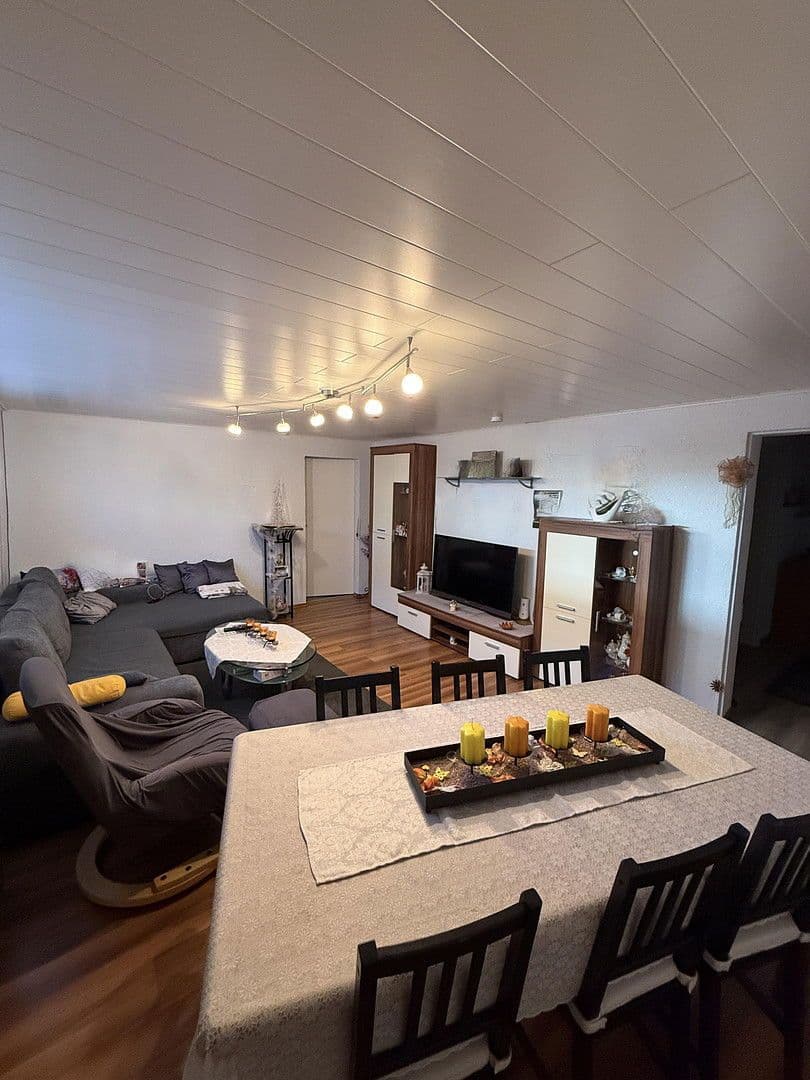 Prodej domu 225 m², pozemek 812 m², Landau an der Isar, Bavorsko Prodej domu 225 m², pozemek 812 m², Landau an der Isar, Bavorsko