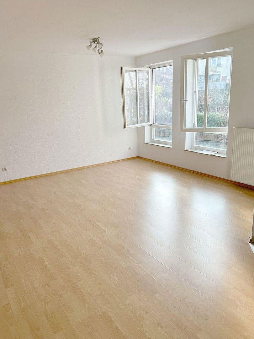 Pronájem bytu 3+kk 79 m², Schulstraße 0, Bad Wimpfen, Bádensko-Württembersko Pronájem bytu 3+kk 79 m², Schulstraße 0, Bad Wimpfen, Bádensko-Württembersko