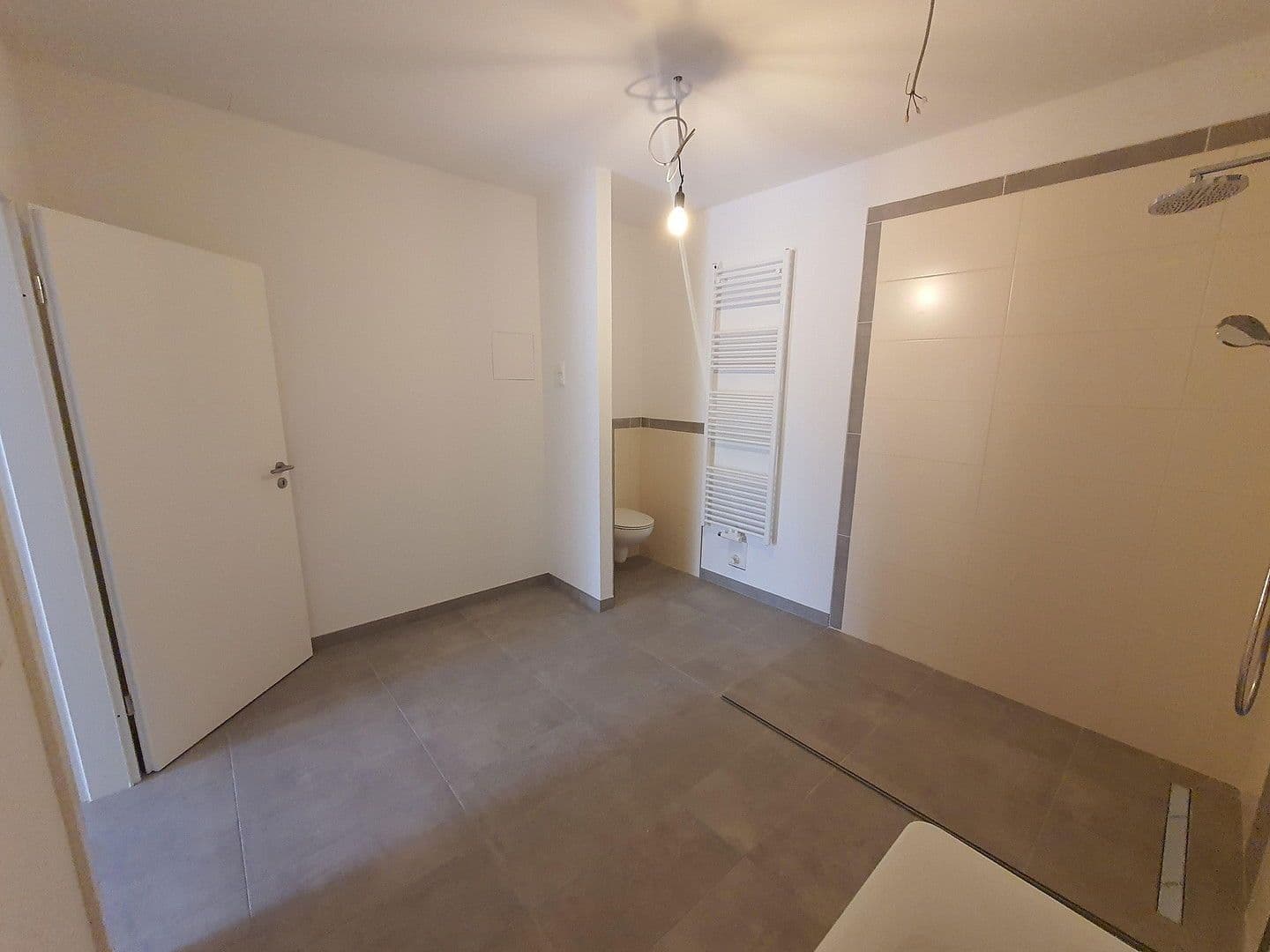 Pronájem bytu 3+1 92 m², Mannhagener Straße 5, Panten, Šlesvicko-Holštýnsko Pronájem bytu 3+1 92 m², Mannhagener Straße 5, Panten, Šlesvicko-Holštýnsko