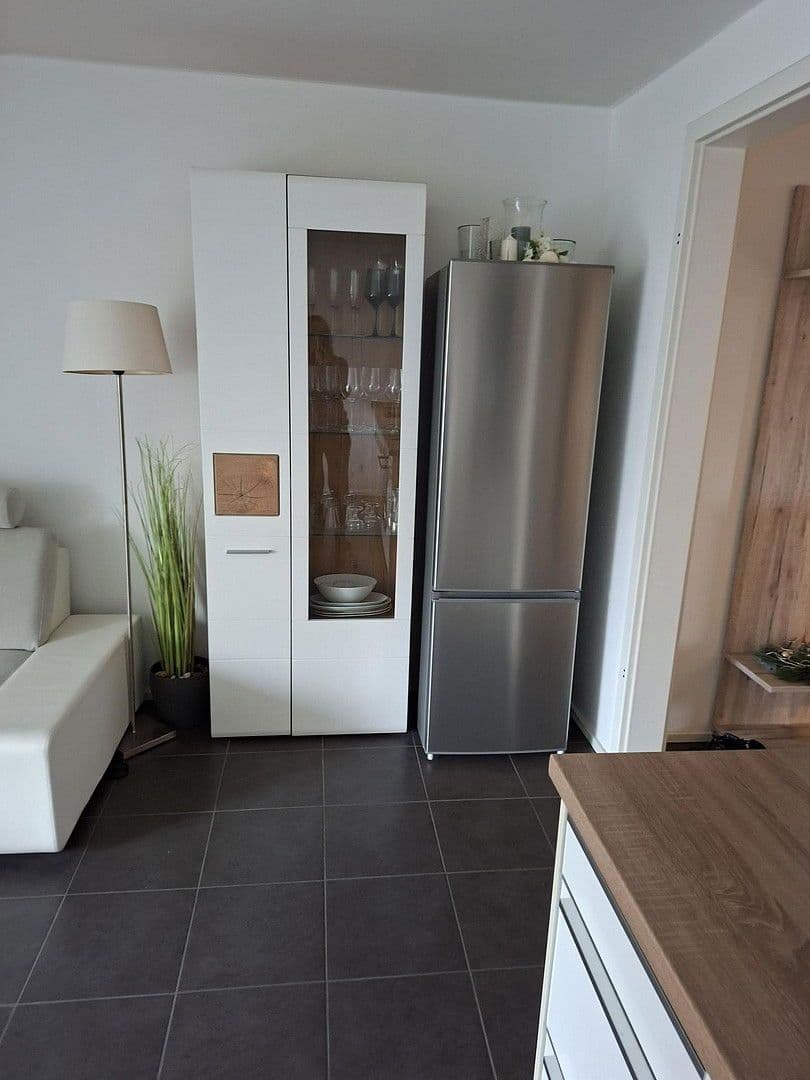 Pronájem bytu 2+1 55 m², Schlesierstraße 93, Regensburg, Bavorsko Pronájem bytu 2+1 55 m², Schlesierstraße 93, Regensburg, Bavorsko