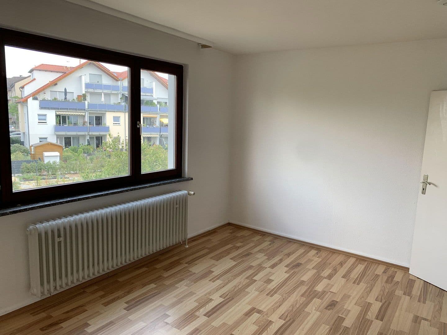 Prodej bytu 2+1 69 m², Obertshausen, Hessen Prodej bytu 2+1 69 m², Obertshausen, Hessen