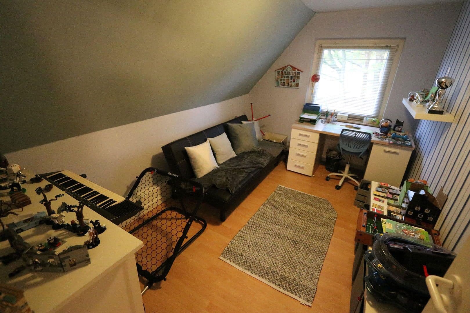 Prodej domu 150 m², pozemek 4.169 m², Neu Wulmstorf, Dolní Sasko Prodej domu 150 m², pozemek 4.169 m², Neu Wulmstorf, Dolní Sasko