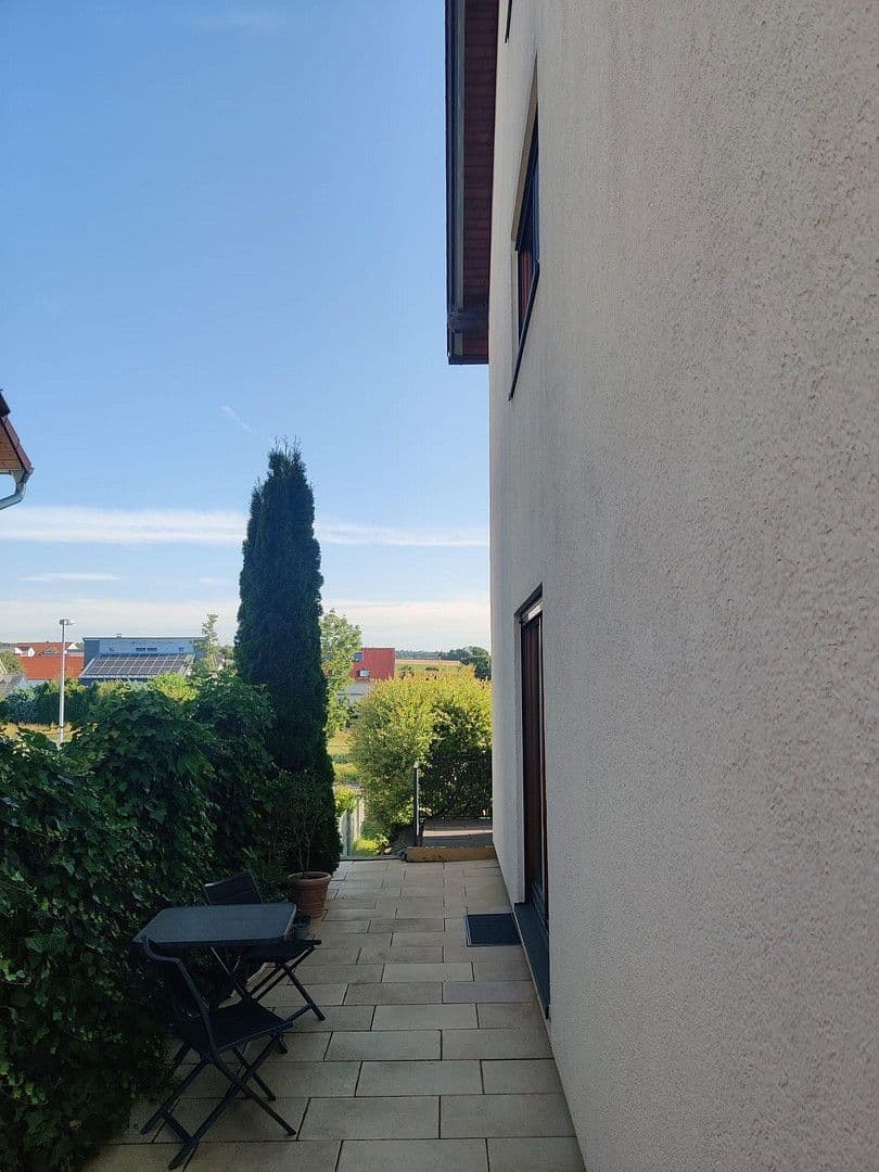 Prodej domu 125 m², pozemek 305 m², Gärtringen, Bádensko-Württembersko Prodej domu 125 m², pozemek 305 m², Gärtringen, Bádensko-Württembersko