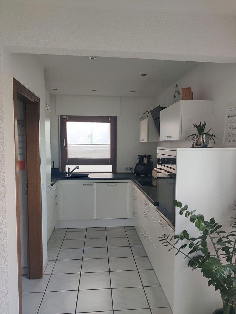 Prodej domu 125 m², pozemek 305 m², Gärtringen, Bádensko-Württembersko Prodej domu 125 m², pozemek 305 m², Gärtringen, Bádensko-Württembersko