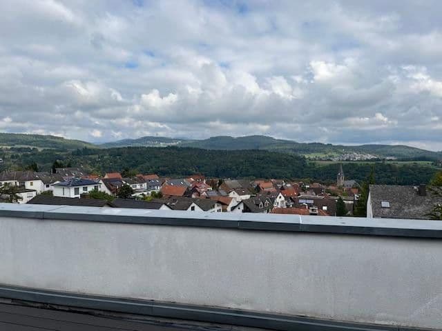 Pronájem bytu 3+1 77 m², Rossertblick 11, Eppstein, Hessen Pronájem bytu 3+1 77 m², Rossertblick 11, Eppstein, Hessen