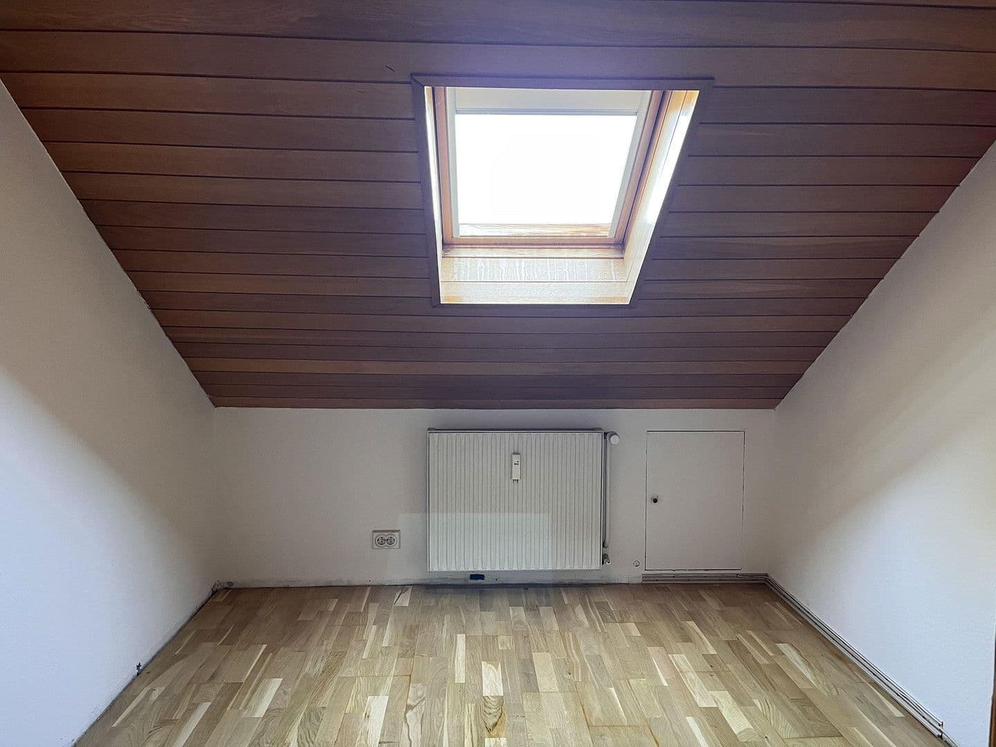 Pronájem bytu 3+1 77 m², Rossertblick 11, Eppstein, Hessen Pronájem bytu 3+1 77 m², Rossertblick 11, Eppstein, Hessen