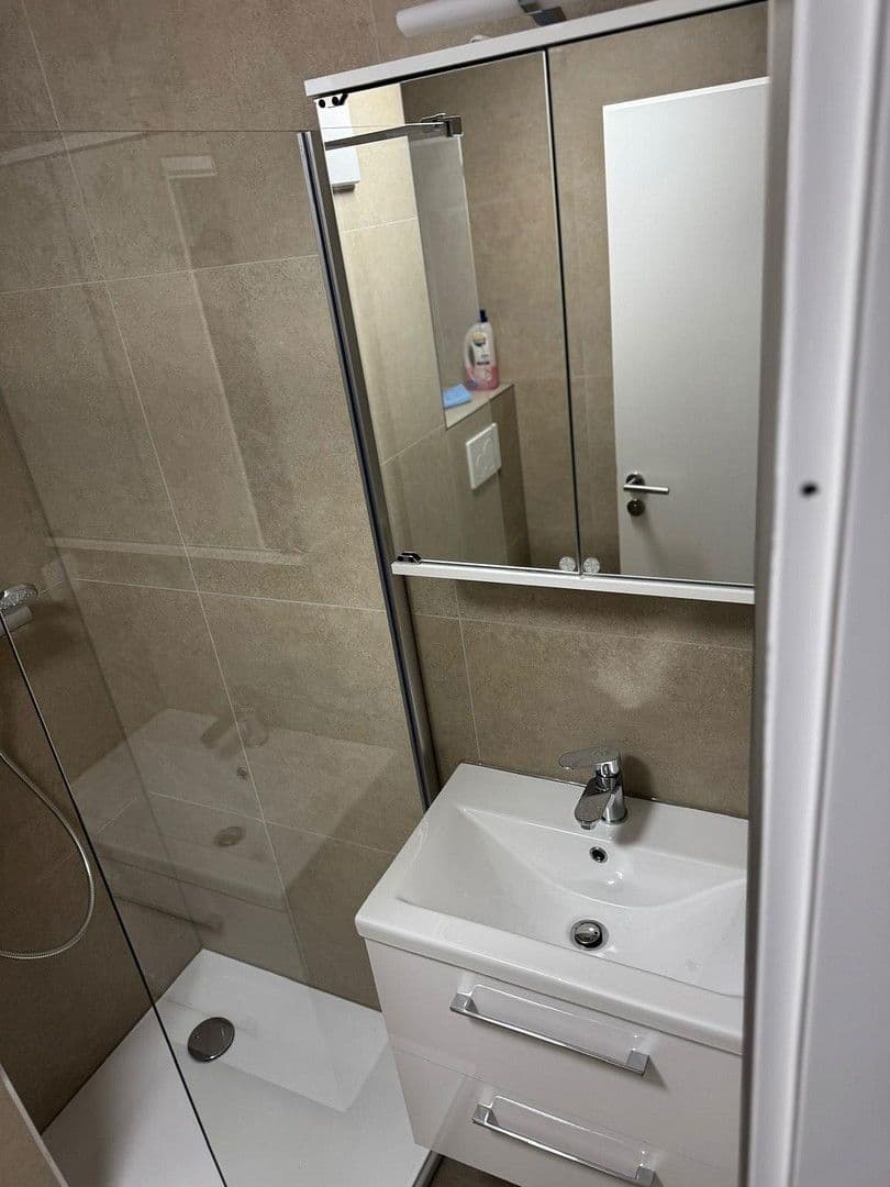 Pronájem bytu 1+1 24 m², Borngasse 33-35, Cáchy, Severní Porýní-Vestfálsko Pronájem bytu 1+1 24 m², Borngasse 33-35, Cáchy, Severní Porýní-Vestfálsko