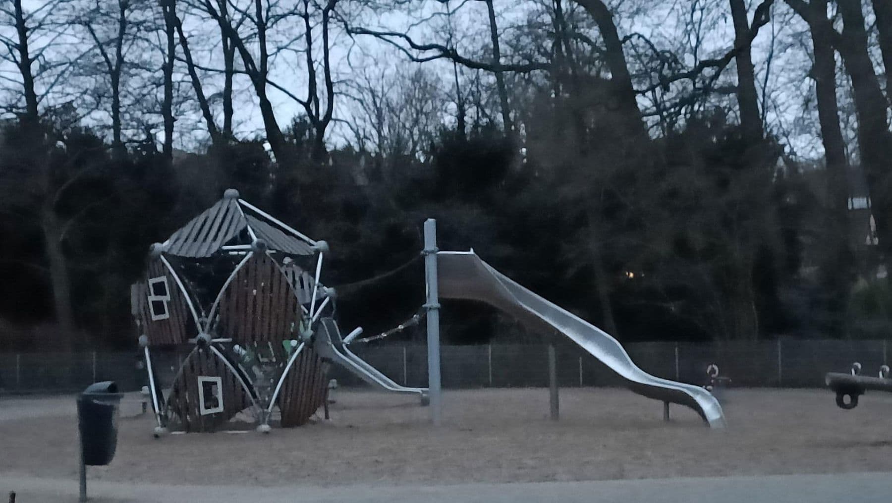 Prodej bytu 4+1 84 m², Schloßstraße 3, Troisdorf, Severní Porýní-Vestfálsko Prodej bytu 4+1 84 m², Schloßstraße 3, Troisdorf, Severní Porýní-Vestfálsko