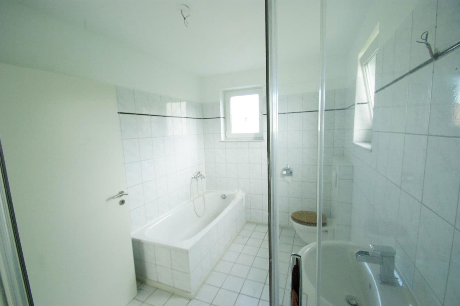 Prodej domu 107 m², pozemek 332 m², Mehren, Porýní-Falc Prodej domu 107 m², pozemek 332 m², Mehren, Porýní-Falc