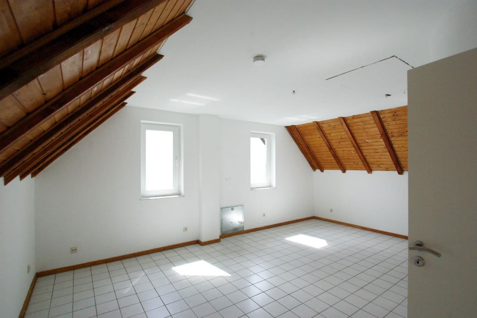 Prodej domu 107 m², pozemek 332 m², Mehren, Porýní-Falc Prodej domu 107 m², pozemek 332 m², Mehren, Porýní-Falc
