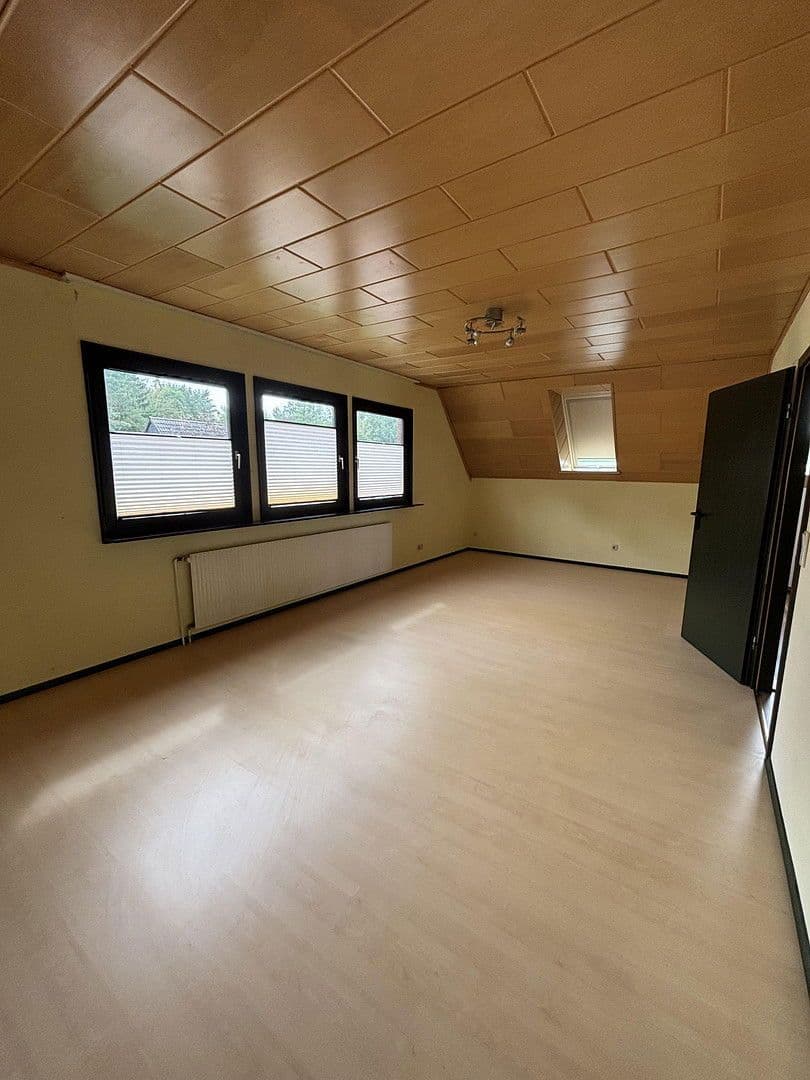 Prodej domu 178 m², pozemek 1.196 m², Lengede, Dolní Sasko Prodej domu 178 m², pozemek 1.196 m², Lengede, Dolní Sasko