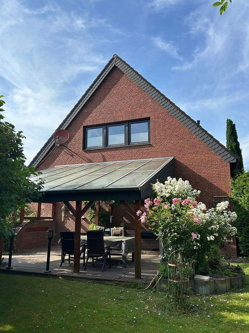 Prodej domu 178 m², pozemek 1.196 m², Lengede, Dolní Sasko Prodej domu 178 m², pozemek 1.196 m², Lengede, Dolní Sasko