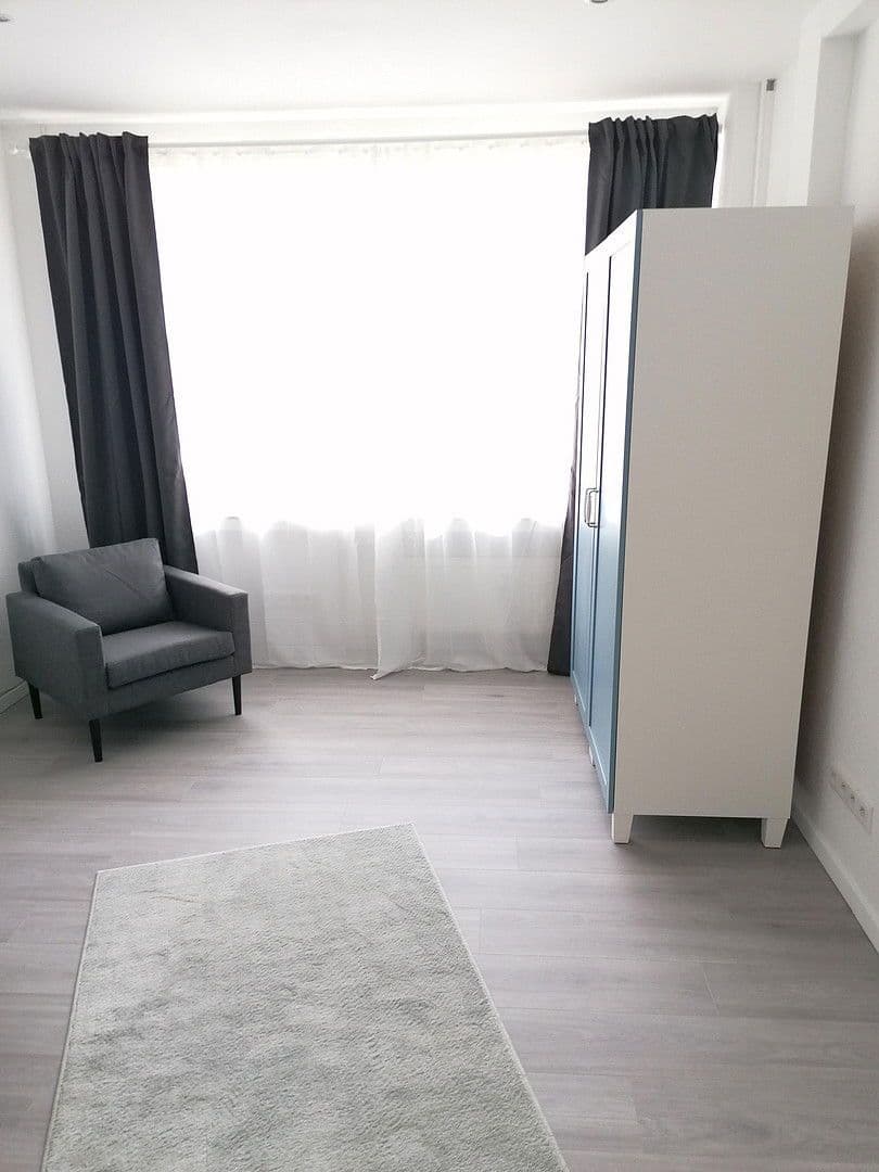 Pronájem bytu 149 m², Schöffenweg 8, Leverkusen, Severní Porýní-Vestfálsko Pronájem bytu 149 m², Schöffenweg 8, Leverkusen, Severní Porýní-Vestfálsko