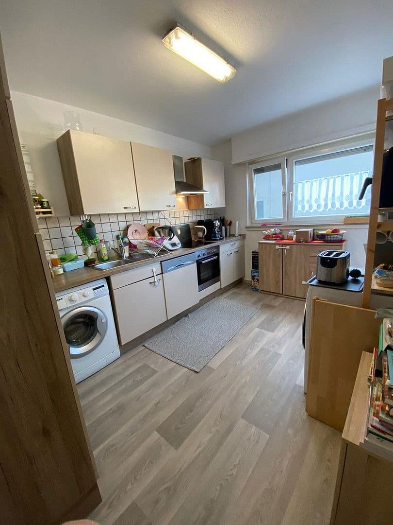 Pronájem bytu 3+kk 85 m², Kaiser-Friedrichstr. 32, Pforzheim, Bádensko-Württembersko Pronájem bytu 3+kk 85 m², Kaiser-Friedrichstr. 32, Pforzheim, Bádensko-Württembersko