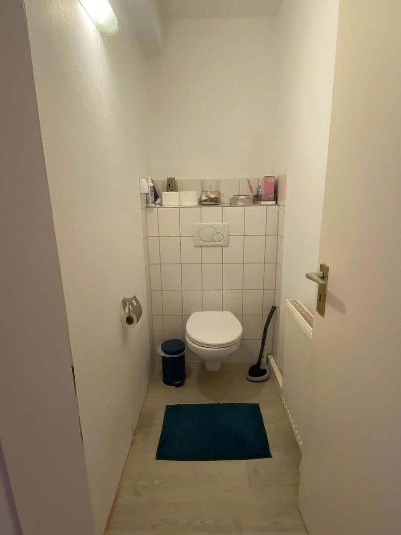 Pronájem bytu 3+kk 85 m², Kaiser-Friedrichstr. 32, Pforzheim, Bádensko-Württembersko Pronájem bytu 3+kk 85 m², Kaiser-Friedrichstr. 32, Pforzheim, Bádensko-Württembersko