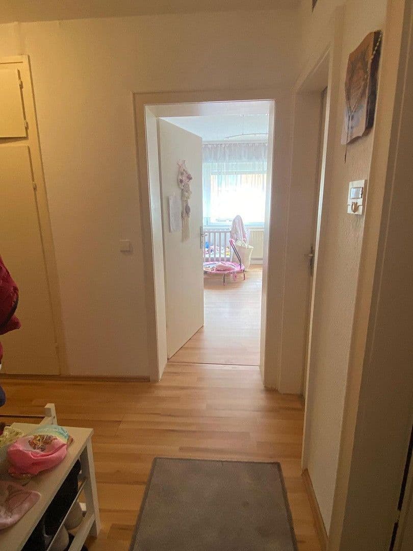 Pronájem bytu 3+kk 85 m², Kaiser-Friedrichstr. 32, Pforzheim, Bádensko-Württembersko Pronájem bytu 3+kk 85 m², Kaiser-Friedrichstr. 32, Pforzheim, Bádensko-Württembersko