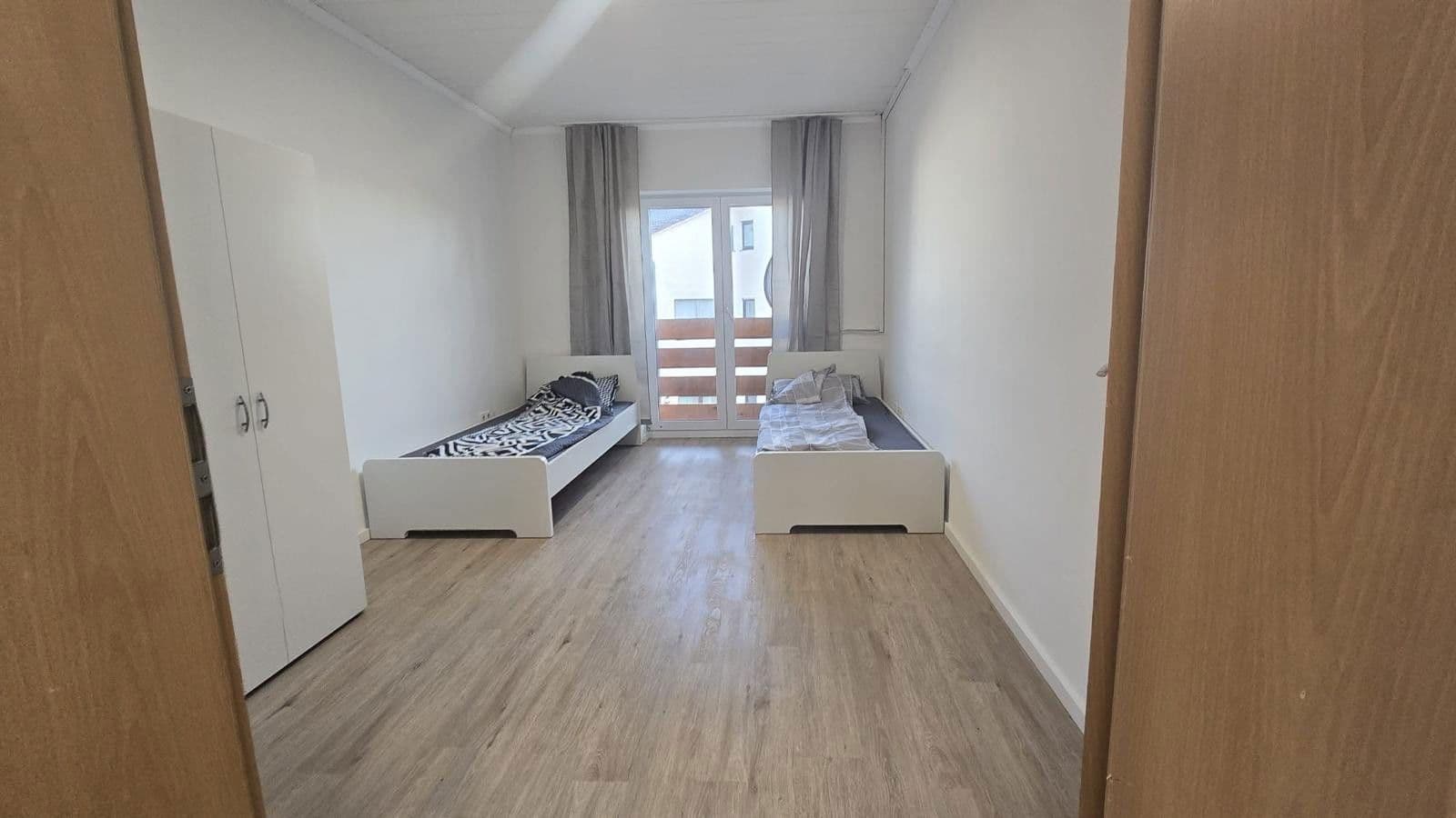 Pronájem domu 400 m², pozemek 550 m², Ergolding, Bavorsko Pronájem domu 400 m², pozemek 550 m², Ergolding, Bavorsko