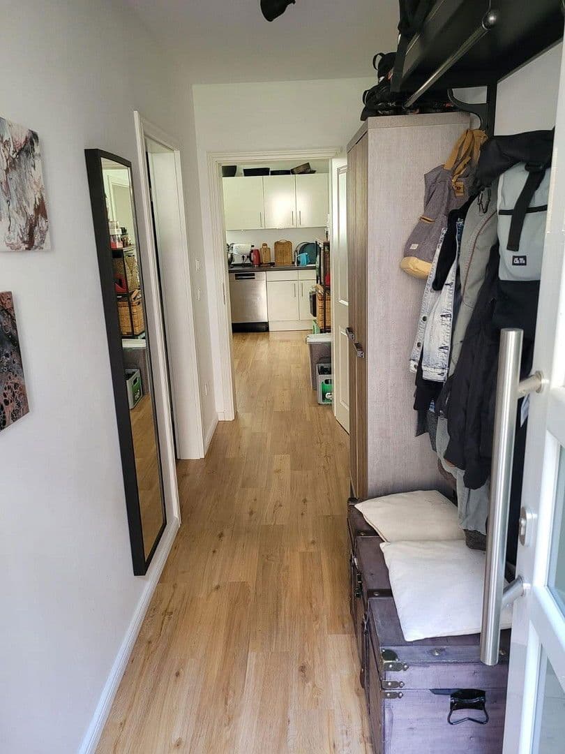 Pronájem bytu 2+1 78 m², Warnemünder Weg 8, Hamburg, Hamburg Pronájem bytu 2+1 78 m², Warnemünder Weg 8, Hamburg, Hamburg