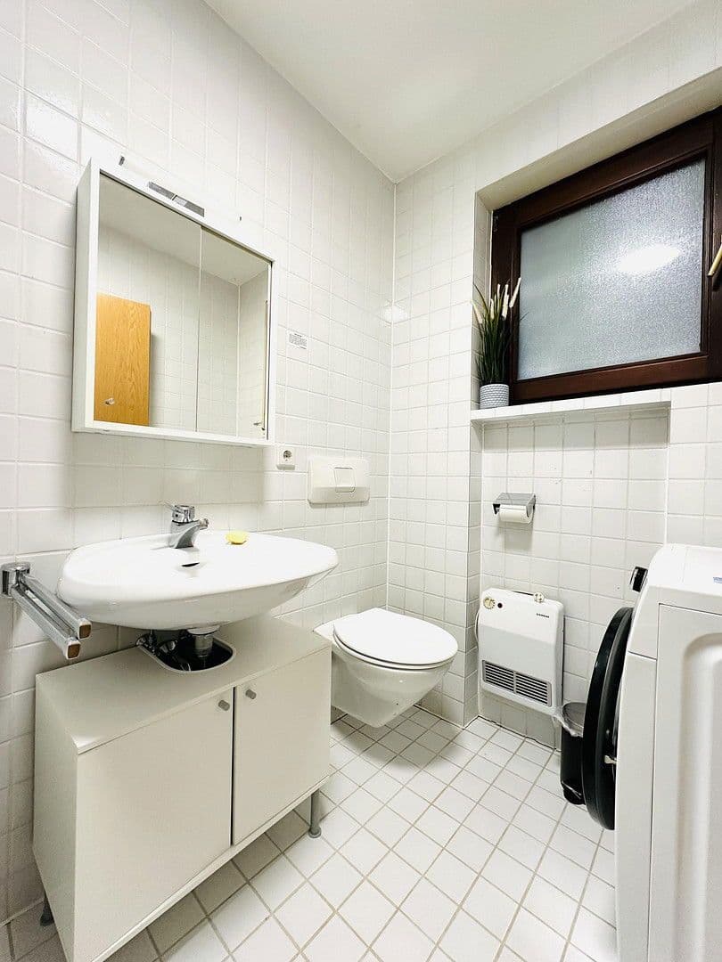 Pronájem bytu 1+kk 40 m², Im Oberen Kienle 71, Stuttgart, Bádensko-Württembersko Pronájem bytu 1+kk 40 m², Im Oberen Kienle 71, Stuttgart, Bádensko-Württembersko