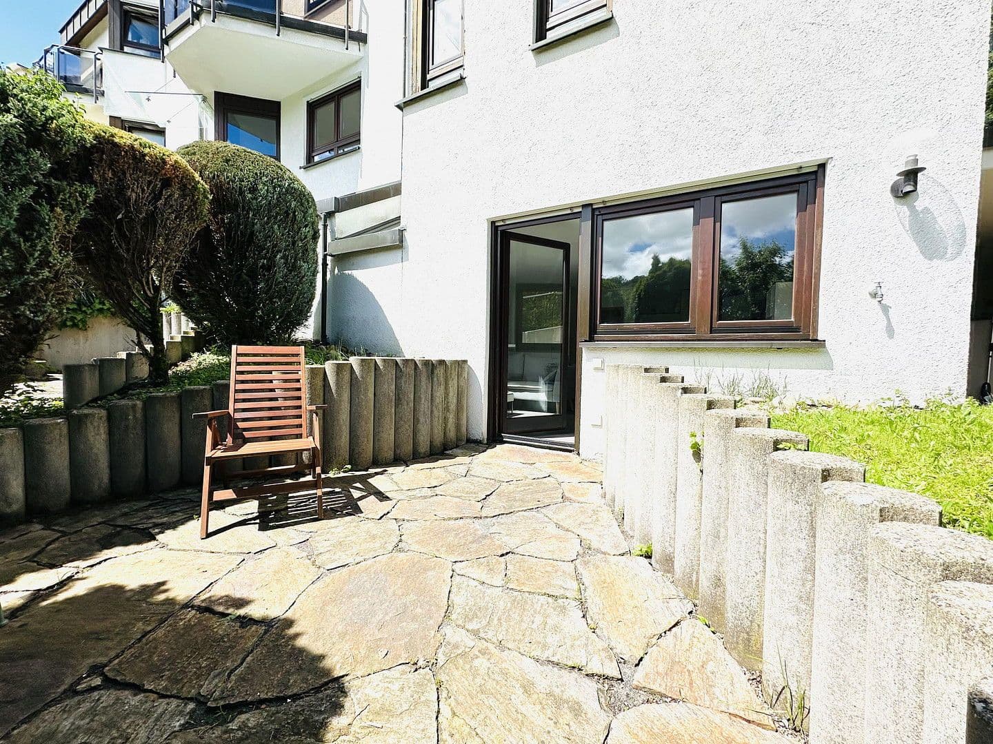 Pronájem bytu 1+kk 40 m², Im Oberen Kienle 71, Stuttgart, Bádensko-Württembersko Pronájem bytu 1+kk 40 m², Im Oberen Kienle 71, Stuttgart, Bádensko-Württembersko