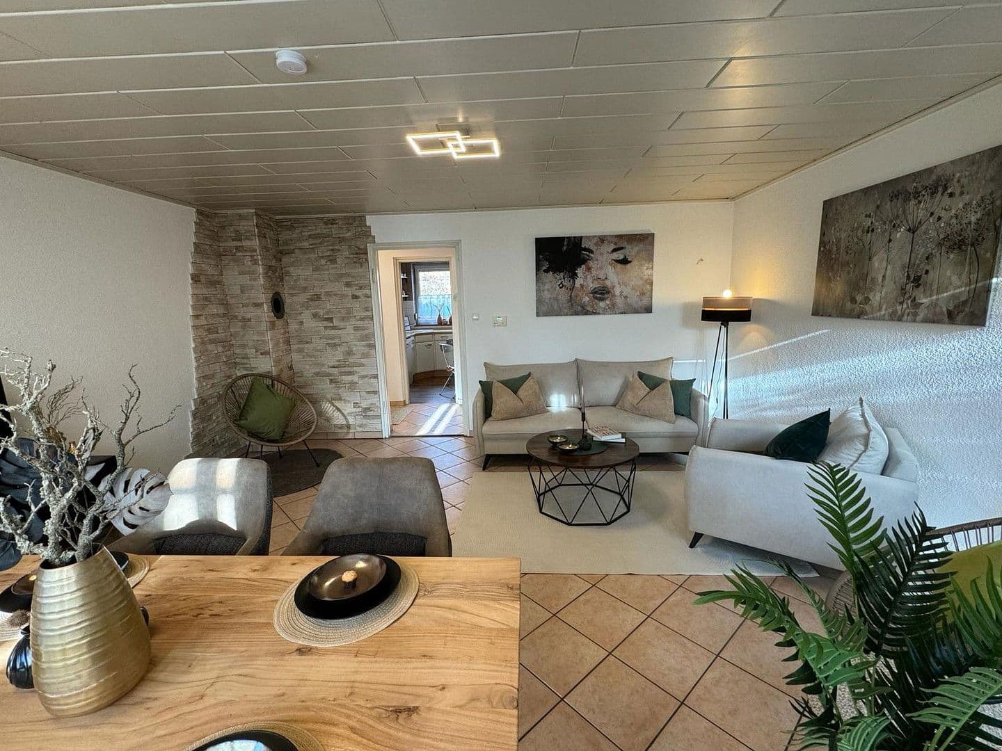 Pronájem bytu 3+1 85 m², Eichstätter Platz 8, Nürnberg, Bavorsko Pronájem bytu 3+1 85 m², Eichstätter Platz 8, Nürnberg, Bavorsko