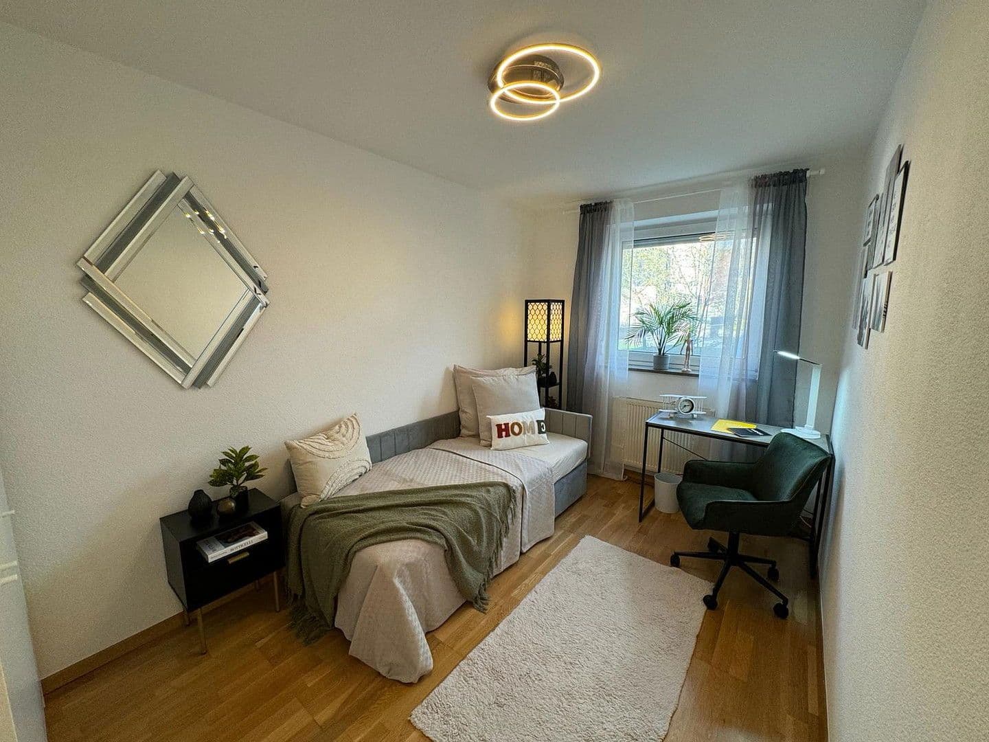 Pronájem bytu 3+1 85 m², Eichstätter Platz 8, Nürnberg, Bavorsko Pronájem bytu 3+1 85 m², Eichstätter Platz 8, Nürnberg, Bavorsko