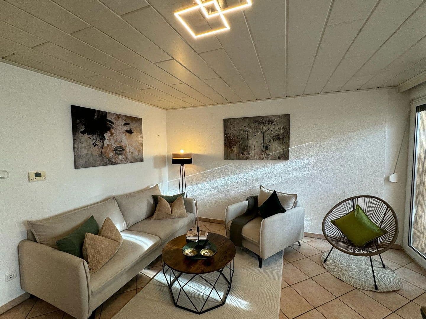 Pronájem bytu 3+1 85 m², Eichstätter Platz 8, Nürnberg, Bavorsko Pronájem bytu 3+1 85 m², Eichstätter Platz 8, Nürnberg, Bavorsko