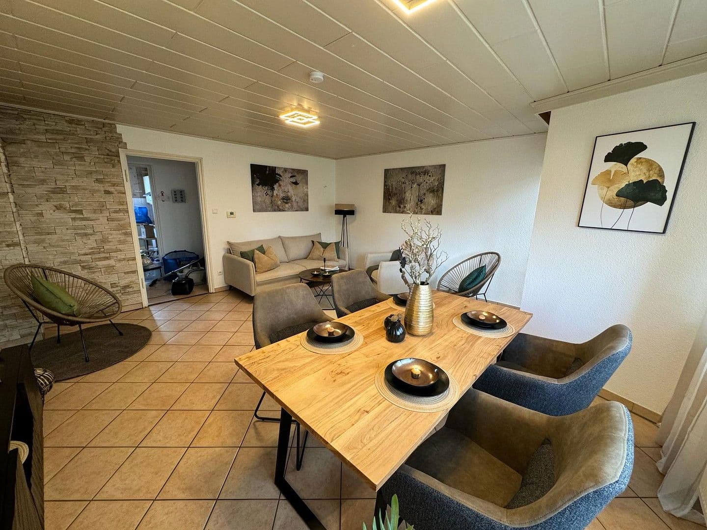 Pronájem bytu 3+1 85 m², Eichstätter Platz 8, Nürnberg, Bavorsko Pronájem bytu 3+1 85 m², Eichstätter Platz 8, Nürnberg, Bavorsko