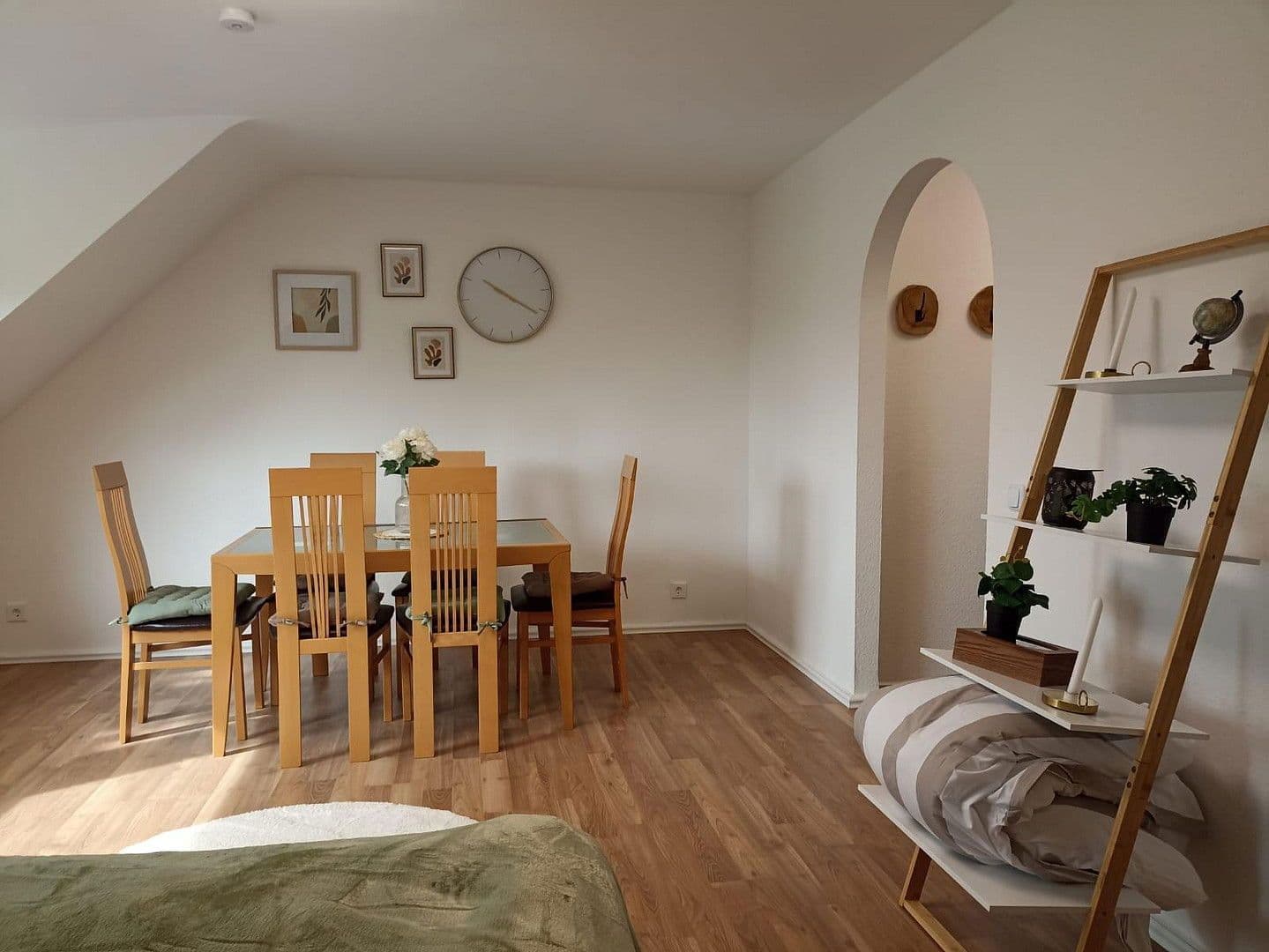 Pronájem bytu 2+1 30 m², Düsseldorf, Severní Porýní-Vestfálsko Pronájem bytu 2+1 30 m², Düsseldorf, Severní Porýní-Vestfálsko