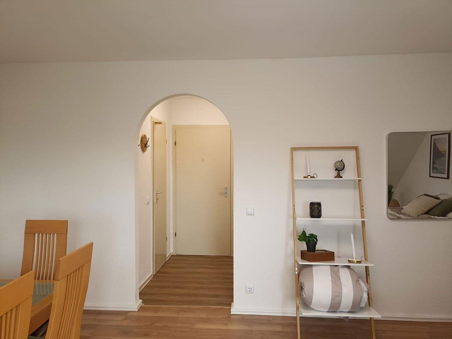 Pronájem bytu 2+1 30 m², Düsseldorf, Severní Porýní-Vestfálsko Pronájem bytu 2+1 30 m², Düsseldorf, Severní Porýní-Vestfálsko