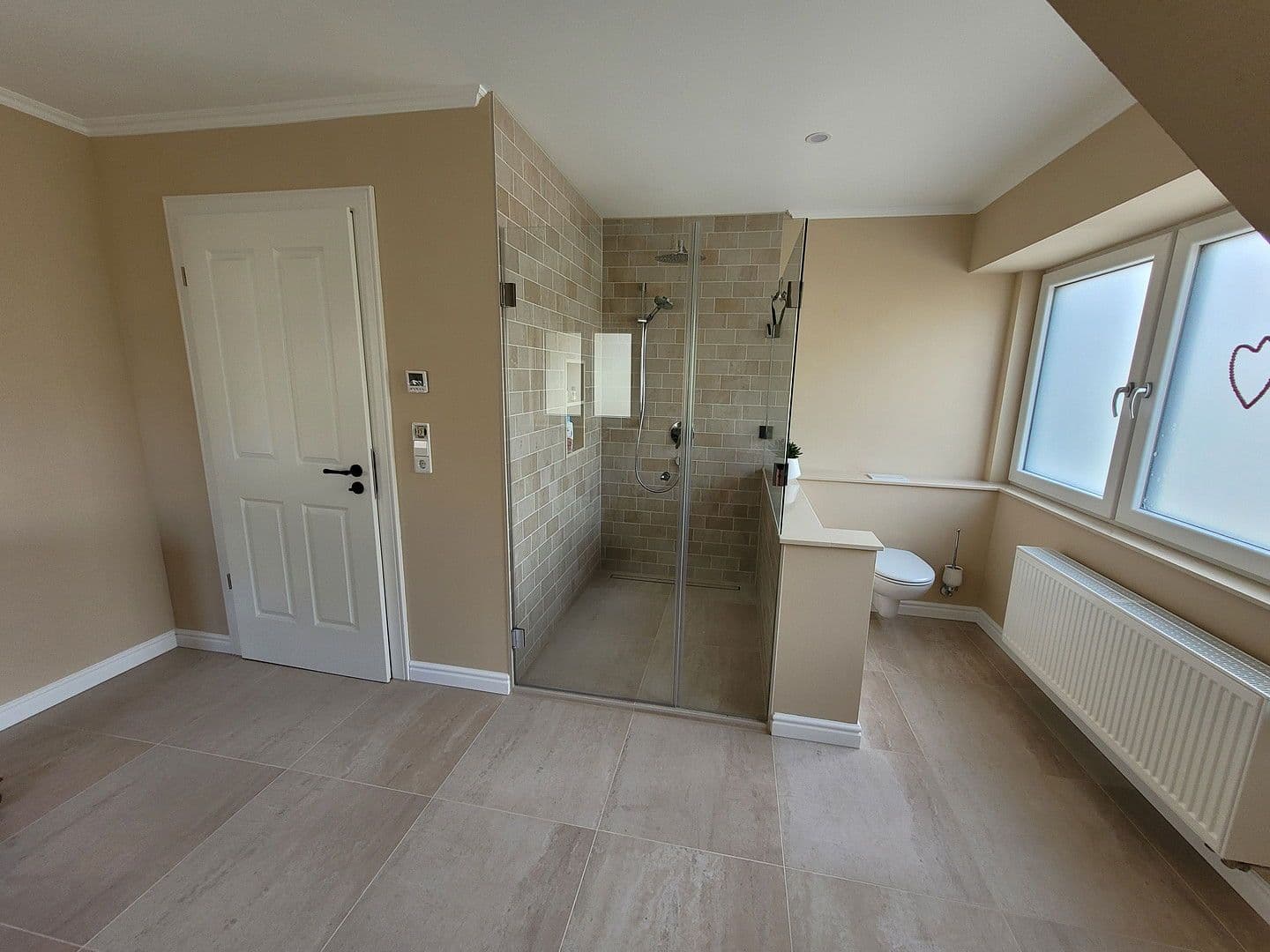 Prodej domu 200 m², pozemek 569 m², Roßtal, Bavorsko Prodej domu 200 m², pozemek 569 m², Roßtal, Bavorsko