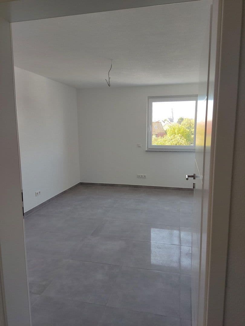 Pronájem bytu 4+kk 119 m², Bad Rappenau, Bádensko-Württembersko Pronájem bytu 4+kk 119 m², Bad Rappenau, Bádensko-Württembersko