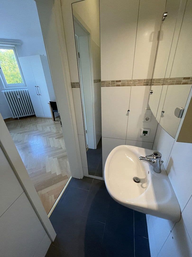 Pronájem bytu 1+1 23 m², Göttingen, Dolní Sasko Pronájem bytu 1+1 23 m², Göttingen, Dolní Sasko